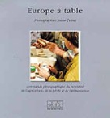 Europe à table - Anne  Testut